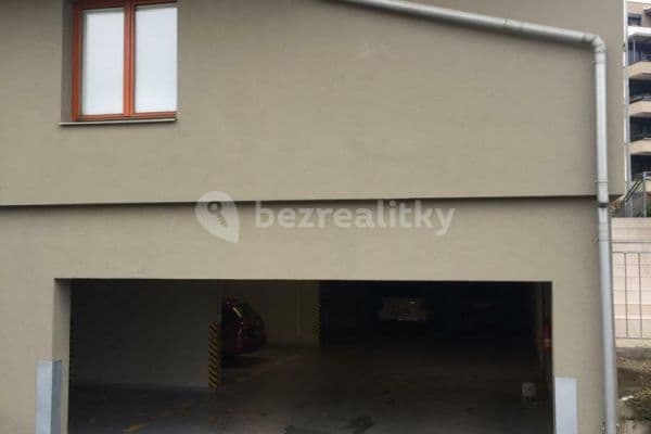 garage to rent, 15 m², Marciho, Praha garage to rent, 15 m², Marciho, Praha