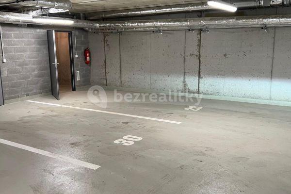 garage to rent, 19 m², Hlavní město Praha