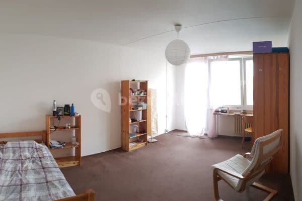 3 bedroom flat to rent, 77 m², Prusíkova, Prague, Prague