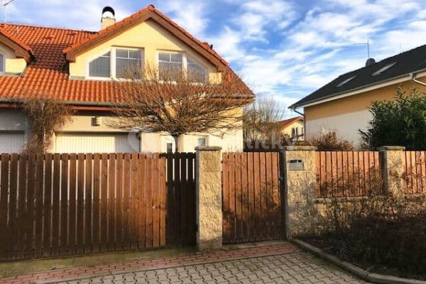 house to rent, 124 m², Sněženková, Brandýs nad Labem-Stará Boleslav house to rent, 124 m², Sněženková, Brandýs nad Labem-Stará Boleslav