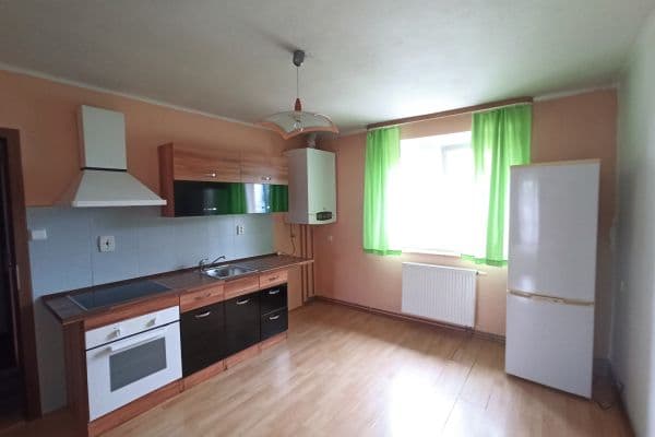 2 bedroom flat to rent, 50 m², Tovární, Velešín 2 bedroom flat to rent, 50 m², Tovární, Velešín