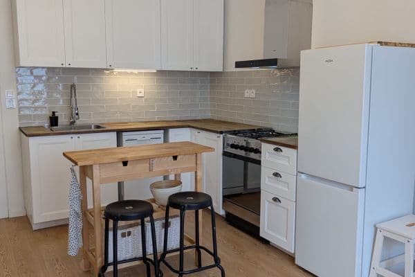 1 bedroom with open-plan kitchen flat to rent, 50 m², Jaurisova, Praha 1 bedroom with open-plan kitchen flat to rent, 50 m², Jaurisova, Praha