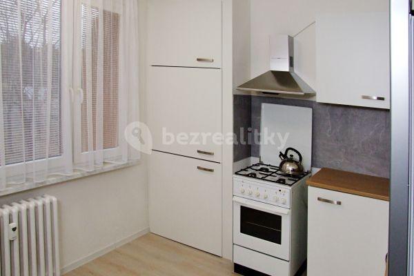 1 bedroom flat to rent, 37 m², Pod Zámečkem, Hradec Králové