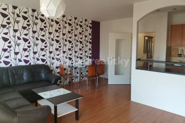1 bedroom with open-plan kitchen flat to rent, 63 m², Za Mlýnem, Hostivice 1 bedroom with open-plan kitchen flat to rent, 63 m², Za Mlýnem, Hostivice