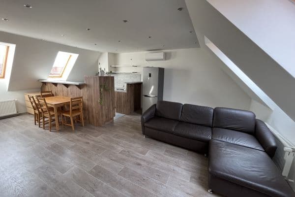 1 bedroom with open-plan kitchen flat to rent, 80 m², Mezi Domy, Jesenice 1 bedroom with open-plan kitchen flat to rent, 80 m², Mezi Domy, Jesenice