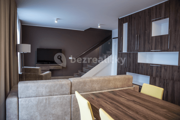 2 bedroom with open-plan kitchen flat to rent, 99 m², Mukařovského, Hlavní město Praha 2 bedroom with open-plan kitchen flat to rent, 99 m², Mukařovského, Hlavní město Praha
