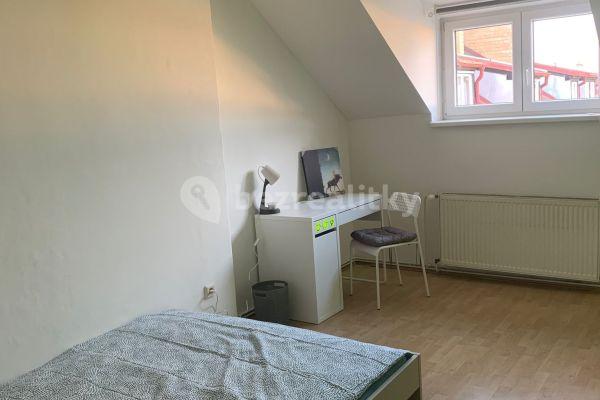 2 bedroom flat to rent, 45 m², Rečkova, Praha