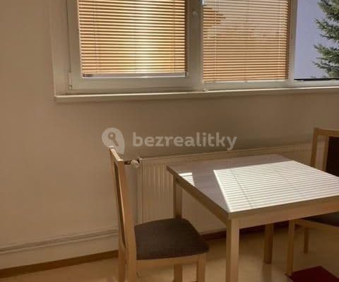 Small studio flat to rent, 30 m², U Dubu, Hlavní město Praha Small studio flat to rent, 30 m², U Dubu, Hlavní město Praha