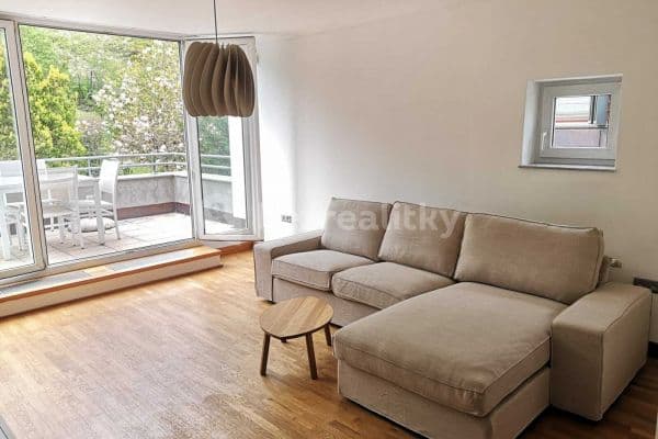 2 bedroom with open-plan kitchen flat to rent, 91 m², U Vojanky, Prague, Prague
