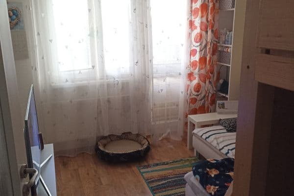 Studio flat to rent, 38 m², V Honech, Klecany Studio flat to rent, 38 m², V Honech, Klecany