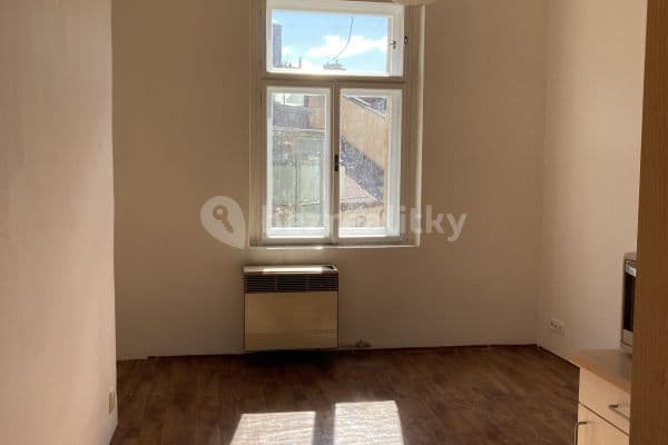 Small studio flat to rent, 27 m², Mexická, Hlavní město Praha