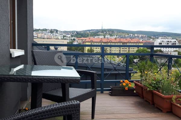 2 bedroom flat to rent, 73 m², Česká, Nové Mesto 2 bedroom flat to rent, 73 m², Česká, Nové Mesto