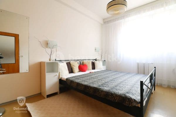 2 bedroom flat to rent, 71 m², Na Mlejnku, 