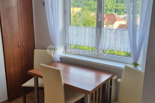 2 bedroom flat to rent, 58 m², Karlovy Vary, Karlovarský Region