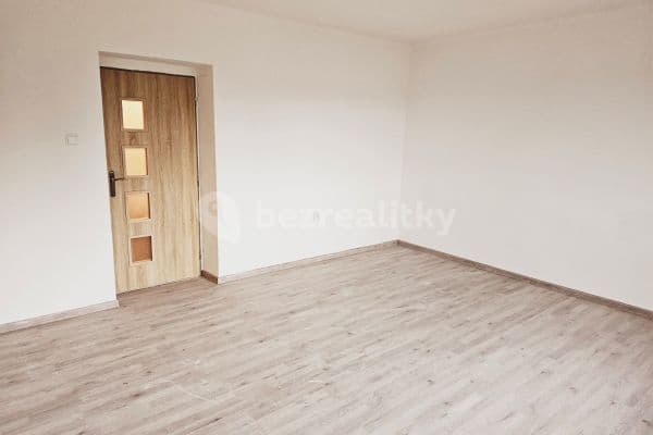 2 bedroom with open-plan kitchen flat for sale, 73 m², Běleč