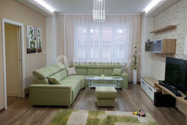 3 bedroom with open-plan kitchen flat for sale, 143 m², Prague, Prague
