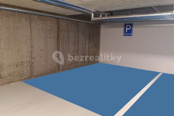 garage to rent, 20 m², Brno, Jihomoravský Region