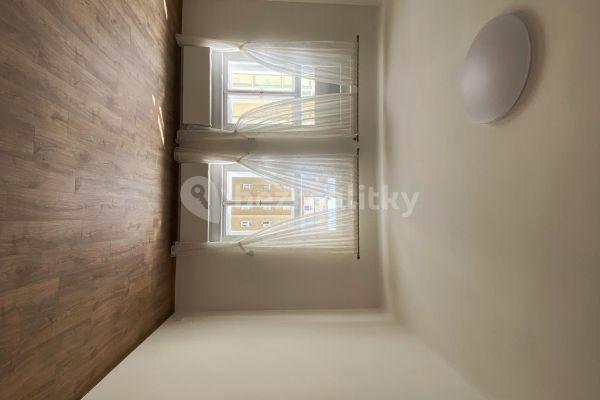 2 bedroom flat to rent, 77 m², Prague, Prague