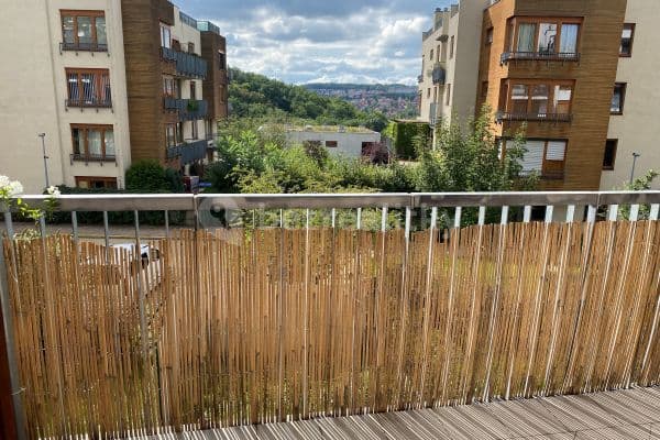 1 bedroom with open-plan kitchen flat to rent, 53 m², Na Císařce, Praha 1 bedroom with open-plan kitchen flat to rent, 53 m², Na Císařce, Praha