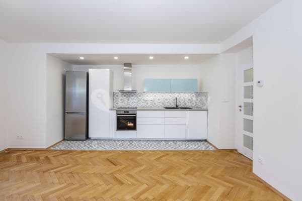 2 bedroom with open-plan kitchen flat to rent, 65 m², Odolena Voda, Středočeský Region