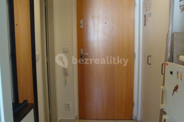 Studio flat to rent, 31 m², Rotavská, Praha Studio flat to rent, 31 m², Rotavská, Praha