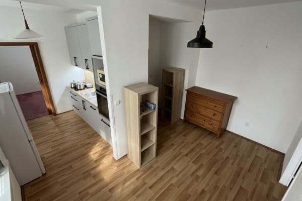 1 bedroom with open-plan kitchen flat to rent, 40 m², Moskevská, Kladno 1 bedroom with open-plan kitchen flat to rent, 40 m², Moskevská, Kladno