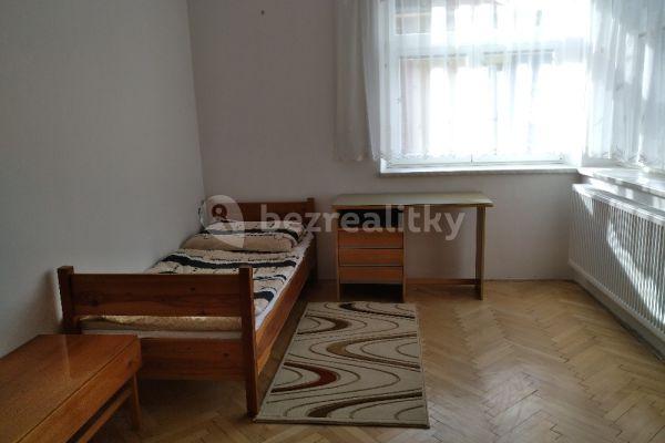 3 bedroom flat to rent, 102 m², Tyršova, 