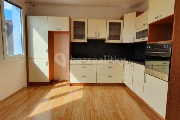 3 bedroom flat to rent, 64 m², 