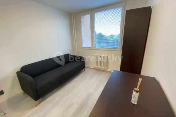 1 bedroom with open-plan kitchen flat to rent, 40 m², Americká, Kladno, Středočeský Region