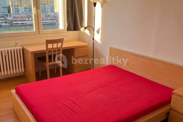 4 bedroom flat to rent, 80 m², Prague, Prague