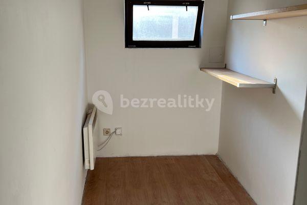 Small studio flat to rent, 10 m², Davídkova, 
