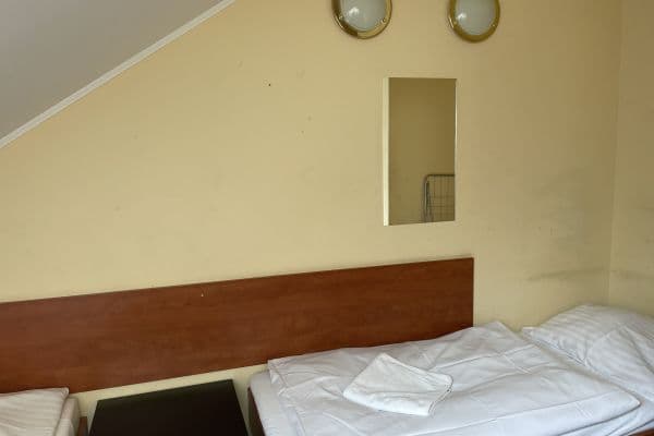 Small studio flat to rent, 12 m², Bělohorská, Praha Small studio flat to rent, 12 m², Bělohorská, Praha