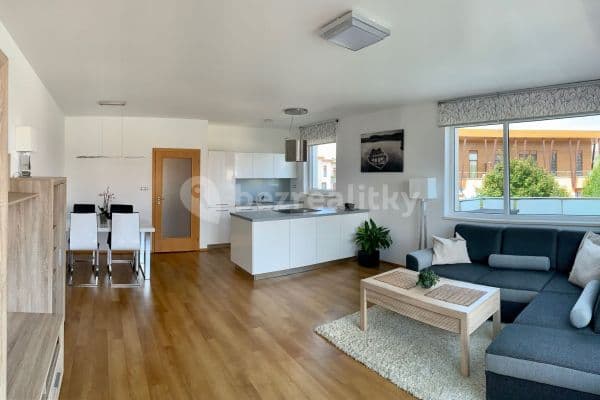 2 bedroom with open-plan kitchen flat to rent, 81 m², Mrkosova, Praha 5 2 bedroom with open-plan kitchen flat to rent, 81 m², Mrkosova, Praha 5