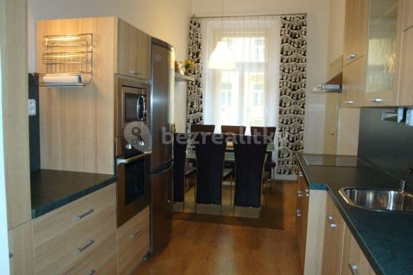 3 bedroom flat to rent, 95 m², Vrázova, 