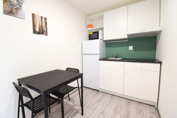 2 bedroom flat to rent, 32 m², Hybešova, Brno 2 bedroom flat to rent, 32 m², Hybešova, Brno