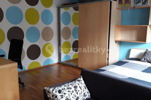Studio flat to rent, 30 m², Kralupská, Praha Studio flat to rent, 30 m², Kralupská, Praha