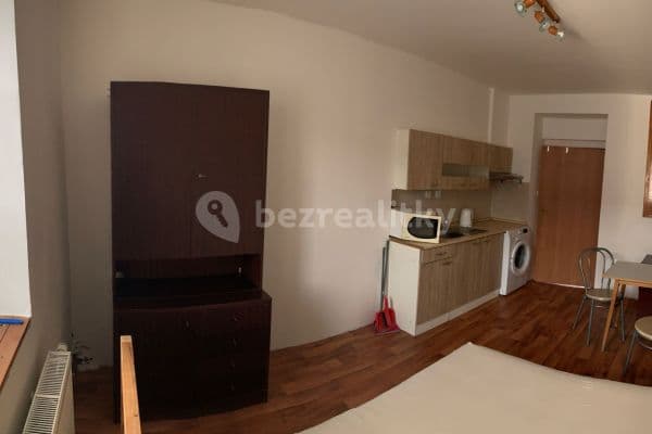 Studio flat to rent, 20 m², Praha Studio flat to rent, 20 m², Praha