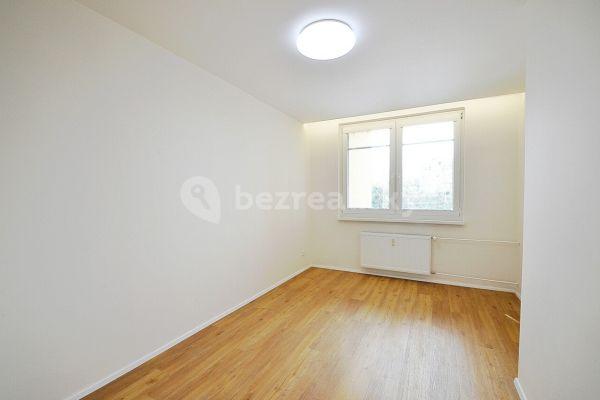 3 bedroom flat to rent, 80 m², Jiránkova, 