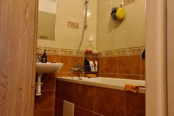 2 bedroom flat to rent, 58 m², Zelinářská, Praha 2 bedroom flat to rent, 58 m², Zelinářská, Praha