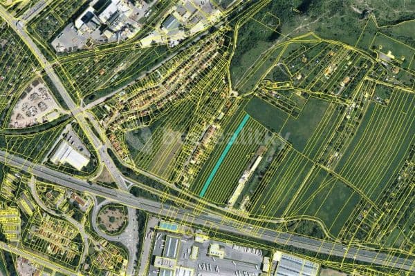 plot for sale, 1,652 m², Brno