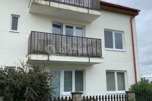 1 bedroom with open-plan kitchen flat for sale, 46 m², 