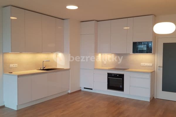 2 bedroom with open-plan kitchen flat to rent, 93 m², Za karlínským přístavem, Praha 2 bedroom with open-plan kitchen flat to rent, 93 m², Za karlínským přístavem, Praha