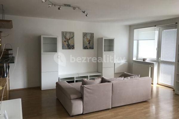 2 bedroom with open-plan kitchen flat to rent, 84 m², Komenského, Rajhrad, Jihomoravský Region