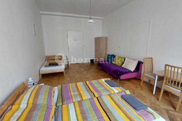 4 bedroom flat to rent, 150 m², Jungmannova, Praha
