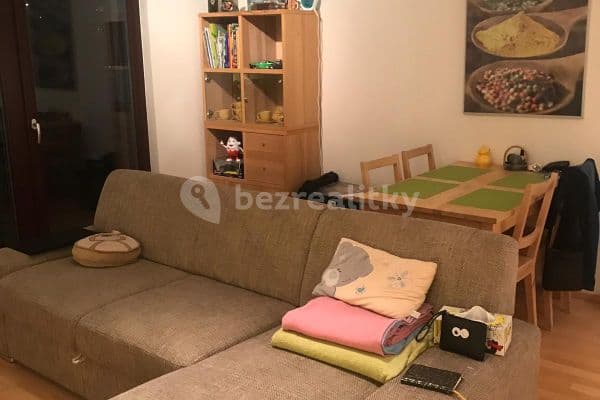 1 bedroom with open-plan kitchen flat to rent, 59 m², Loosova, Praha 1 bedroom with open-plan kitchen flat to rent, 59 m², Loosova, Praha