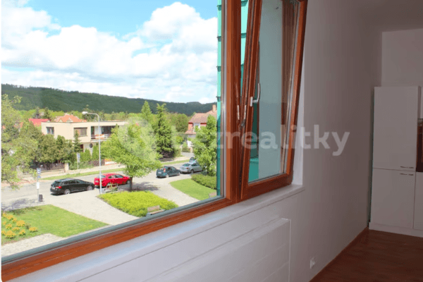 Studio flat to rent, 22 m², Mokropeská, Černošice Studio flat to rent, 22 m², Mokropeská, Černošice