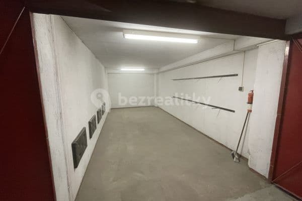 garage to rent, 19 m², Nušlova, Praha garage to rent, 19 m², Nušlova, Praha