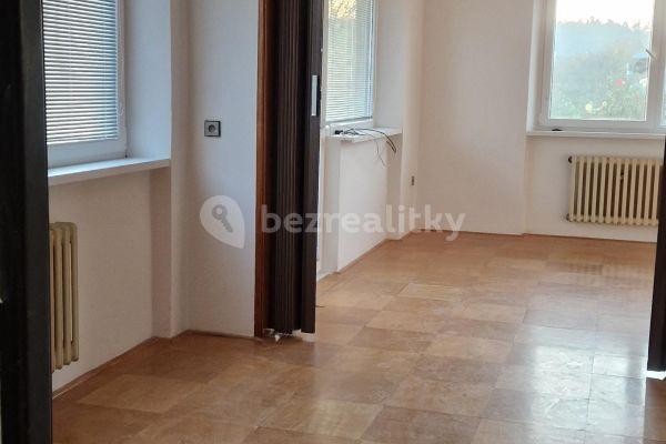 3 bedroom flat to rent, 90 m², Lipůvka