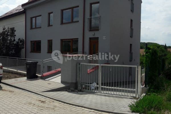 2 bedroom with open-plan kitchen flat to rent, 100 m², Bílovice nad Svitavou, Jihomoravský Region