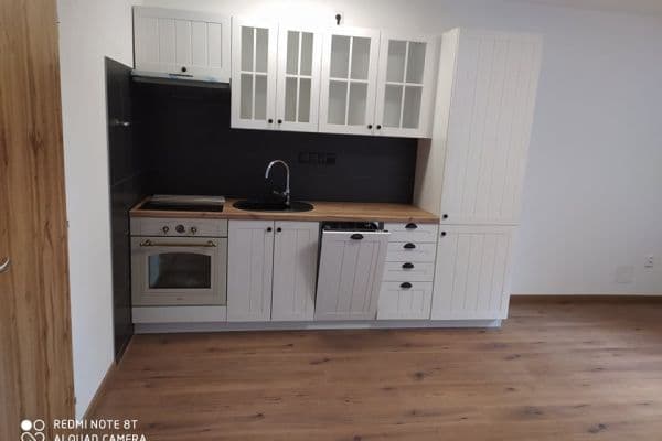 Studio flat to rent, 33 m², Havlíčkův Brod Studio flat to rent, 33 m², Havlíčkův Brod